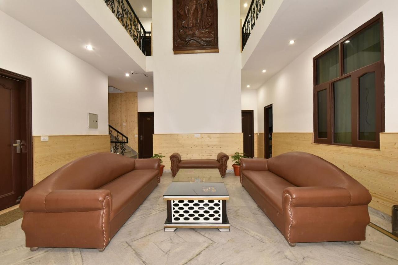 Dlx Stay In Naddi 다람샬라 외부 사진